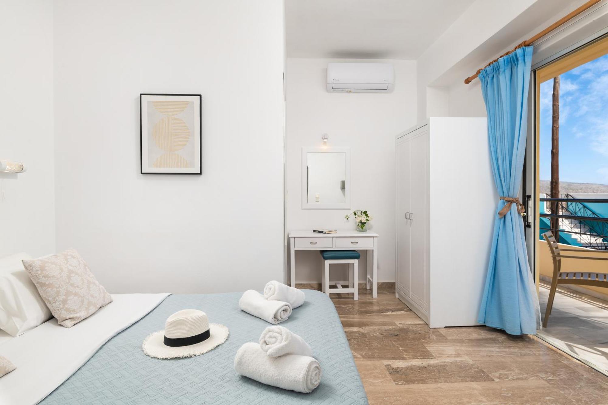 Evdokia αpartments & Dimitra Village Agia Marina